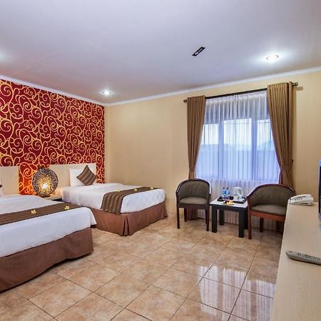 Grand Prioritas Hotel Bogor Buitenkant foto